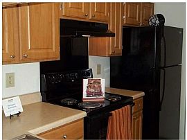 2 Bd/2 Bath Golf Course Living! in Bendale, SC (Photo 5 of 5)