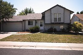 Lowered Rent Cherry Creek Schools in Aurora, CO