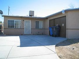 Great Location, Big Yard, 2-Car Garage, in Barstow, CA