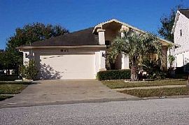 3br/2ba Lakefront Home For Rent in Kissimmee, FL (Photo 2 of 5)