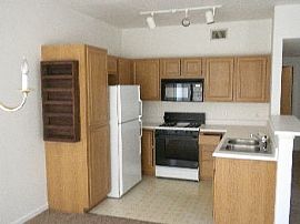 2-Bedroom, 2-Bath Ranch Style Condo in Highlands, CO (Photo 2 of 5)