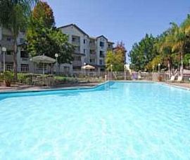 Gated 2bed/2bath in Chula Vista, Pool, A in Chula Vista, CA (Photo 3 of 5)