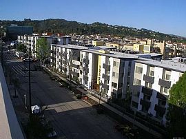 1 Bd/1 Bath Flexible Lease Terms and Mov in North Hollywood, CA (Photo 2 of 5)