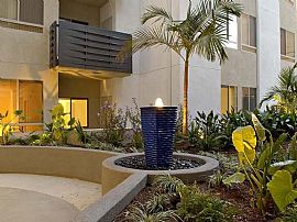 1 Bd/1 Bath Flexible Lease Terms and Mov in North Hollywood, CA (Photo 4 of 5)