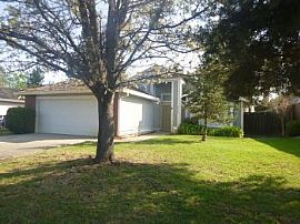 This Home Is a Charmer in Sacramento, CA (Photo 5 of 5)