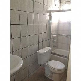 Beautiful 2bd/2bth in Woodland Hills in Woodland Hills, CA (Photo 3 of 5)