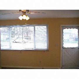 Nice 2 Bedroom Near Belmont in Beavercreek, OH (Photo 2 of 5)