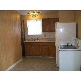 Nice 2 Bedroom Near Belmont in Beavercreek, OH (Photo 3 of 5)