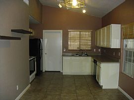 Amazing Single Family Home  in Tucson, AZ (Photo 5 of 5)