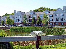 2 Bd/1 Bath Only One Hour Train Ride To in Lawrenceville, NJ (Photo 2 of 5)