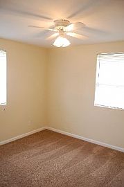 2849 Yellow Pine Dr, Arlington, 32277 - in Jacksonville, FL (Photo 4 of 5)