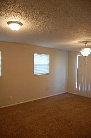 7074 Red Robin Dr, 32210 - No App Fee! in Jacksonville, FL (Photo 2 of 5)