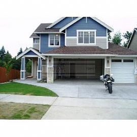 Outstanding 2010 Home with Bonus Room! in Lacey, WA