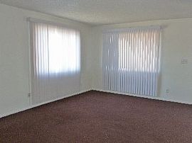 2b/1b Newly Remodeled 2nd Floor Mesaapar in Mesa, AZ (Photo 2 of 5)
