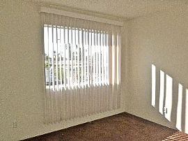 2b/1b Newly Remodeled 2nd Floor Mesaapar in Mesa, AZ (Photo 4 of 5)