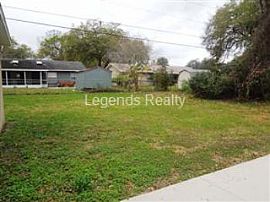 Edgewater - 4 Bedroom, 2 Bathroom - $112 in Edgewater, FL (Photo 2 of 5)