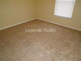 Edgewater - 4 Bedroom, 2 Bathroom - $112 in Edgewater, FL (Photo 3 of 5)