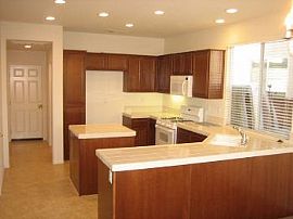 Wonderful 4br Menifee Home in Menifee, CA (Photo 2 of 5)