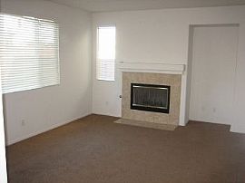 Wonderful 4br Menifee Home in Menifee, CA (Photo 3 of 5)