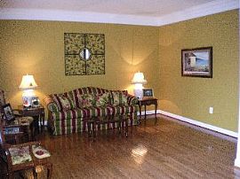 Executive Home on Over An Acre in Fairfax, VA (Photo 4 of 5)