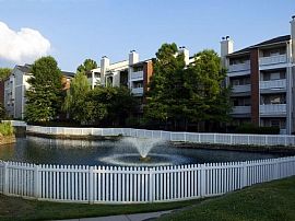 2 Bd/1 Bath 3bd Flexible Lease Terms Ava in Fairfax, VA (Photo 4 of 5)