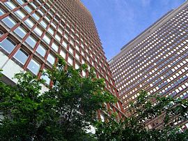 2 Bd/2 Bath Reserved Parking, Fitness Ce in Boston, MA (Photo 2 of 5)