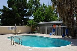 Affordable 2 Bed Townhomes in Phoenix! in Phoenix, AZ (Photo 3 of 4)