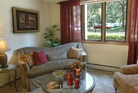 2 Bd/1 Bath Very Affordable Studio in Th in Falcon Heights, MN (Photo 5 of 5)