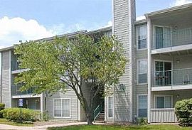2 Bd/1 Bath 1bd Welcome Home to Amberton in Manassas, VA