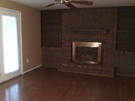 4 Bedroom 2 Bath House  in Waldorf, Md. in Waldorf, MD (Photo 9 of 10)