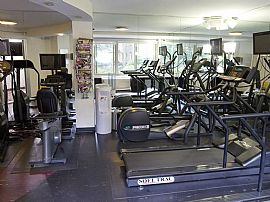 0 Bd/1 Bath Fitness Center! Rooftop Sun in Washington, DC (Photo 5 of 5)