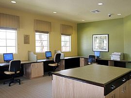 3 Bd/2 Bath Pet-Friendly! State-Of-The-A in San Buenaventura, CA (Photo 3 of 5)