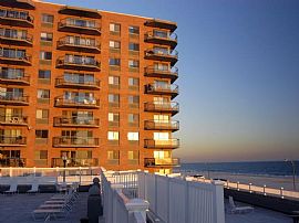 2 Bd/2 Bath State of The Art Amenities A in East Atlantic Beach, NY (Photo 2 of 5)