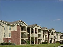 2 Bedroom Apartment at Woodland Meadows in Spring, TX (Photo 3 of 3)