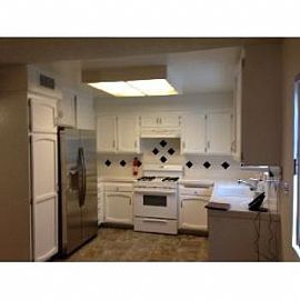 Spacious and Bright 3br 3ba Townhouse in North Hills, CA (Photo 2 of 5)