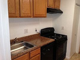 2br/1ba For Only $1,150! Apply Now 4/5/1 in Camp Springs, MD (Photo 3 of 5)