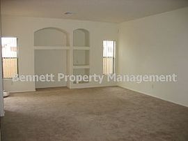 Single Family Rental Home in Anthem in Anthem, AZ (Photo 2 of 5)