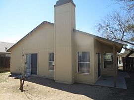 Half Off First Months Rent! Updated Home in Kino, AZ (Photo 4 of 5)