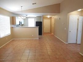 3 Bed, 1130 Sqft, $825 in Sun City, AZ (Photo 2 of 5)
