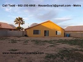 3 Bed, 1334 Sqft, $950 in Phoenix, AZ (Photo 4 of 5)