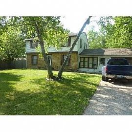 Beautiful 4 Bedroom Home in Prime Locati in Eden Prairie, MN