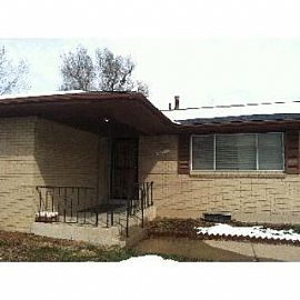 5052 Scranton St in Denver, CO