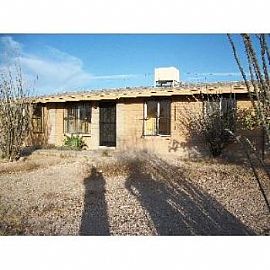 Great Location and Price! in South Tucson, AZ
