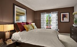 Burbank, Ca 2 Bed with Fireplace, Balcony, in Burbank, CA (Photo 4 of 5)