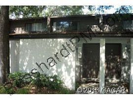 2 Bed 2 Bath Condo Rental in Gainesville, FL