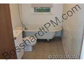 1 Bed 1 Bath Condo Rental in Gainesville, FL (Photo 2 of 4)