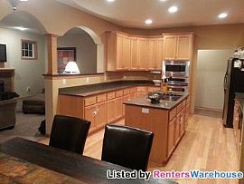 Beautiful Rental in Buffalo in Buffalo, MN (Photo 3 of 5)