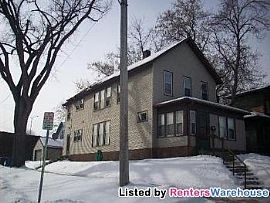 Very Nice 2bd/1ba Upper Level Duplex In in Minneapolis, MN