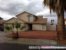 Renters Warehouse Leasing The Property in Phoenix, AZ