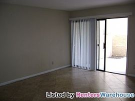 Charming 2 Bed/1.5 Bath Condo in East Me in Mesa, AZ (Photo 3 of 5)